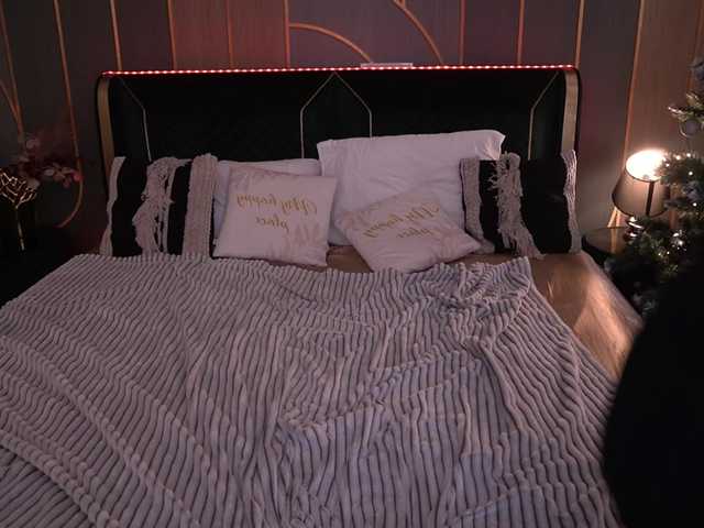 AlinaLemon's BongaCams show and profile