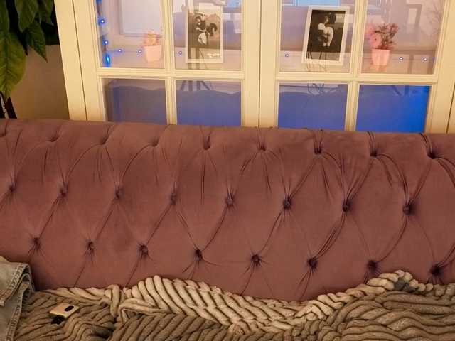 AlinaLemon's BongaCams show and profile