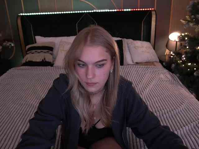 AlinaLemon AlinaLemon