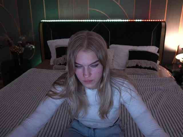 AlinaLemon AlinaLemon