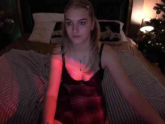 AlinaLemon AlinaLemon