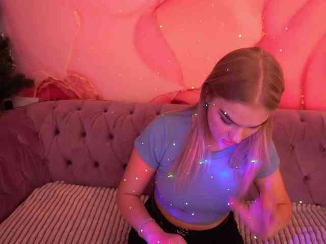 AlinaLemon Live Webcam on BongaCams