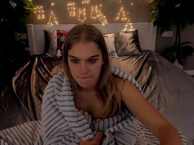 AlinaLemon AlinaLemon