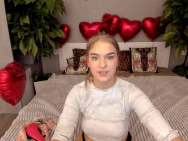 AlinaLemon webcam