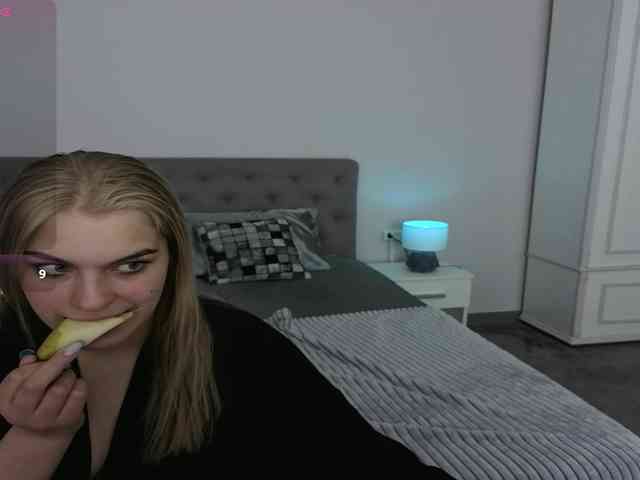 AlinaLemon webcam