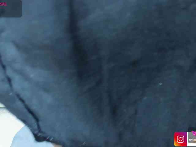 NahomyeTaylor webcam