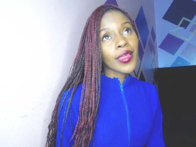 Aliis-Love-'s BongaCams show and profile