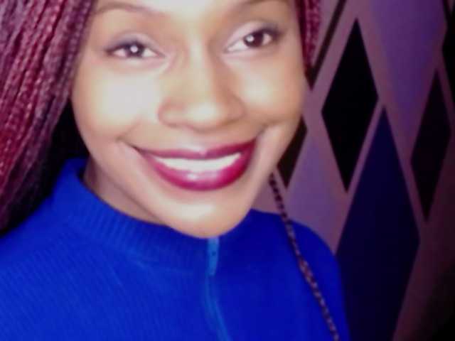 Aliis-Love-'s BongaCams show and profile