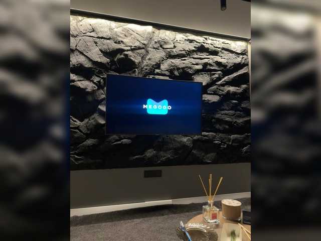 go to chat with HiddenDesires