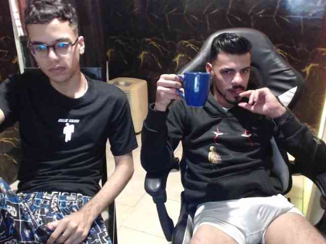 Sexmaster-and-young Sexmaster-and-young