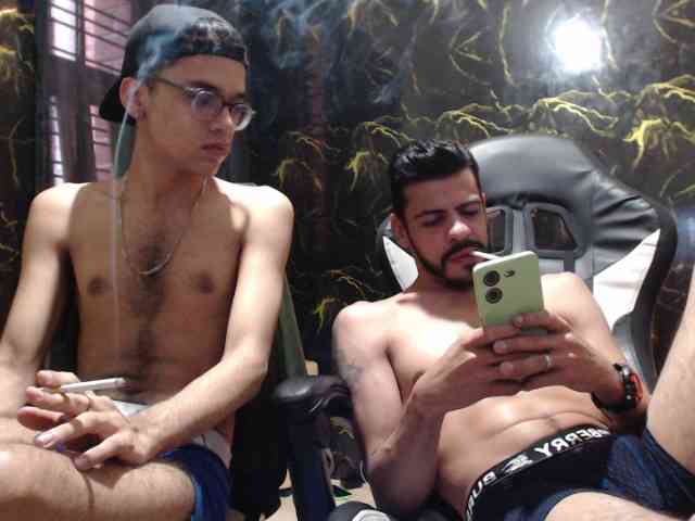 Sexmaster-and-young Sexmaster-and-young