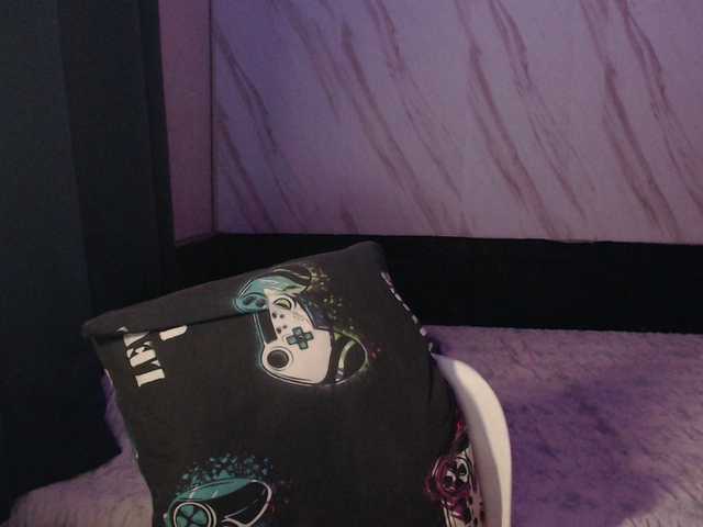 Pinayrose's BongaCams show and profile