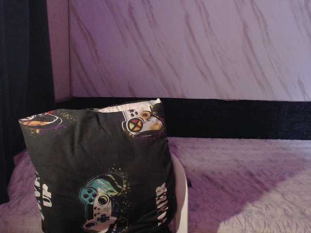 Pinayrose's BongaCams show and profile