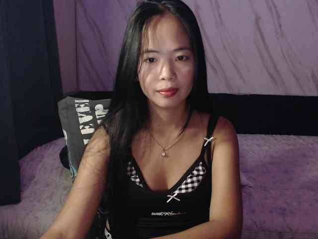 Pinayrose Live Webcam on BongaCams
