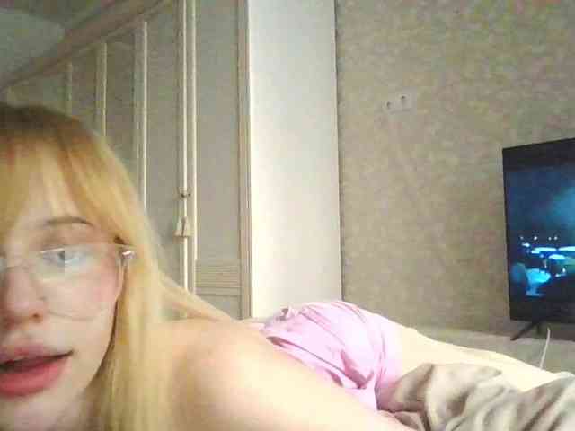 bunnydollstella webcam