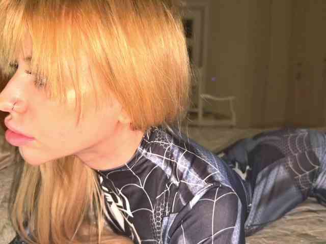 bunnydollstella bunnydollstella