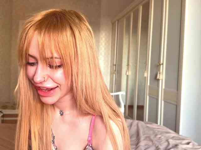 bunnydollstella webcam