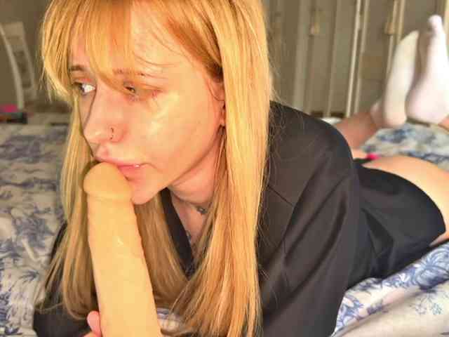 bunnydollstella webcam