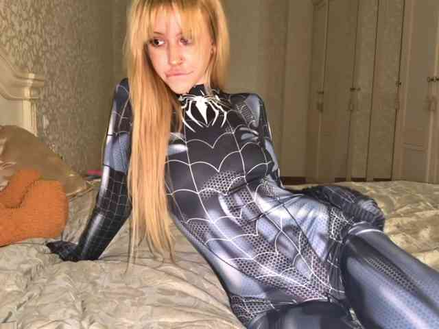 bunnydollstella bunnydollstella