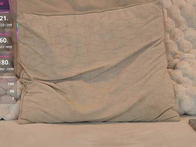  SaraKrystal chat room