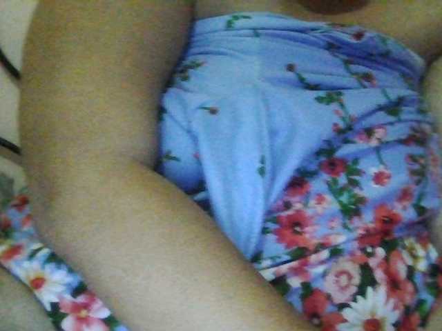 xxwetmomm webcam bongacams model stream image