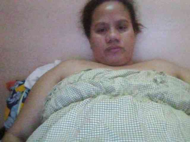 xxwetmomm Live Webcam on BongaCams