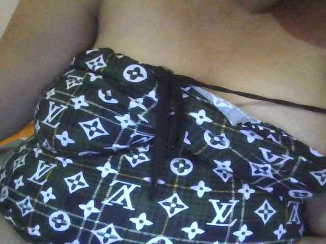 xxwetmomm Live Webcam on BongaCams