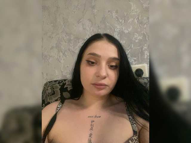 1Your-luck1's BongaCams show and profile