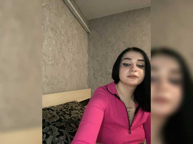 1Your-luck1's BongaCams show and profile