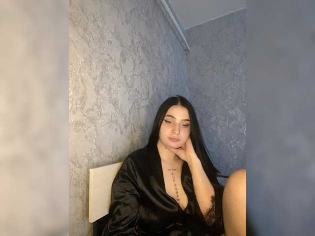 1Your-luck1's BongaCams show and profile