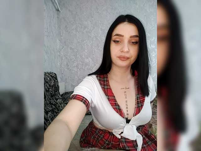 1Your-luck1's BongaCams show and profile