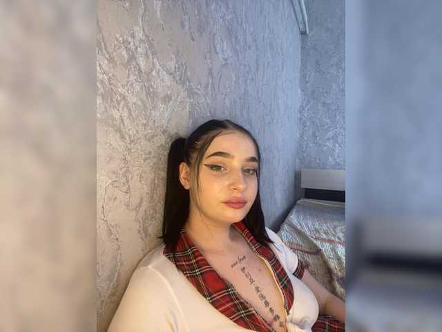 1Your-luck1's BongaCams show and profile