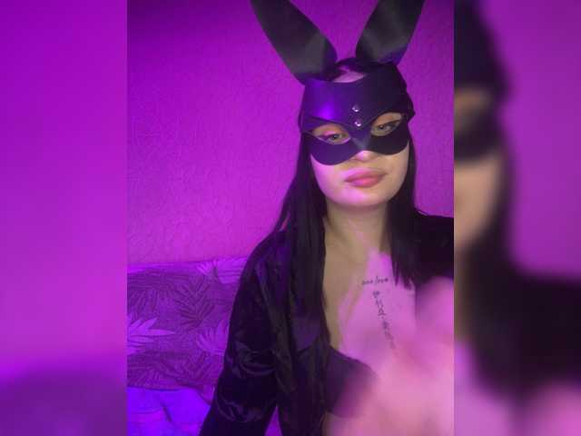 1Your-luck1's BongaCams show and profile