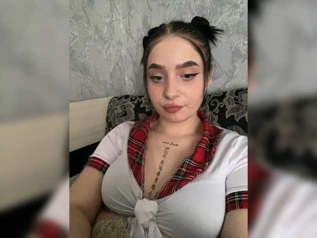 1Your-luck1's BongaCams show and profile