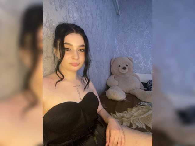 1Your-luck1's BongaCams show and profile