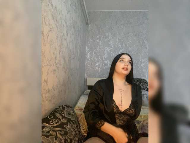 1Your-luck1's BongaCams show and profile