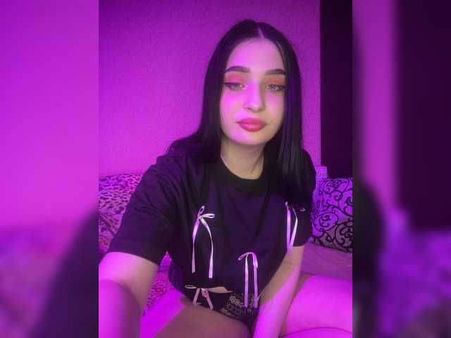 1Your-luck1's BongaCams show and profile