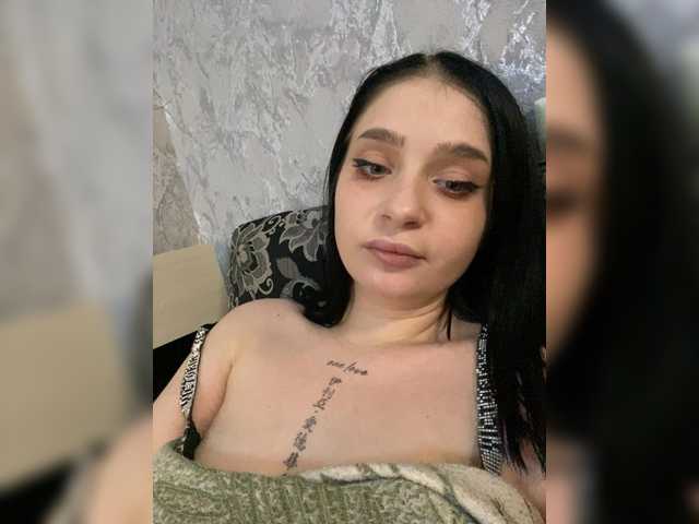 1Your-luck1's BongaCams show and profile