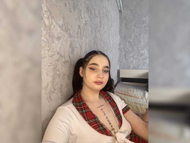 1Your-luck1's BongaCams show and profile