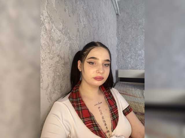 1Your-luck1's BongaCams show and profile