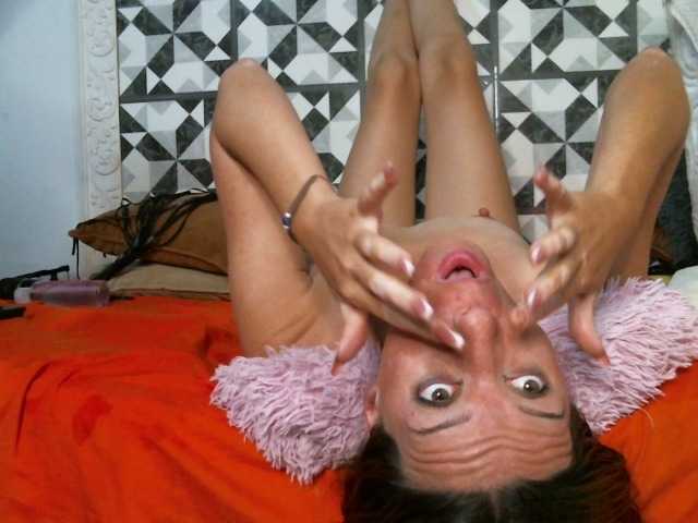 coffeandmilk1's BongaCams show and profile