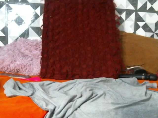 coffeandmilk1's BongaCams show and profile