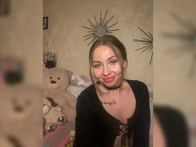 Picatsso's BongaCams show and profile