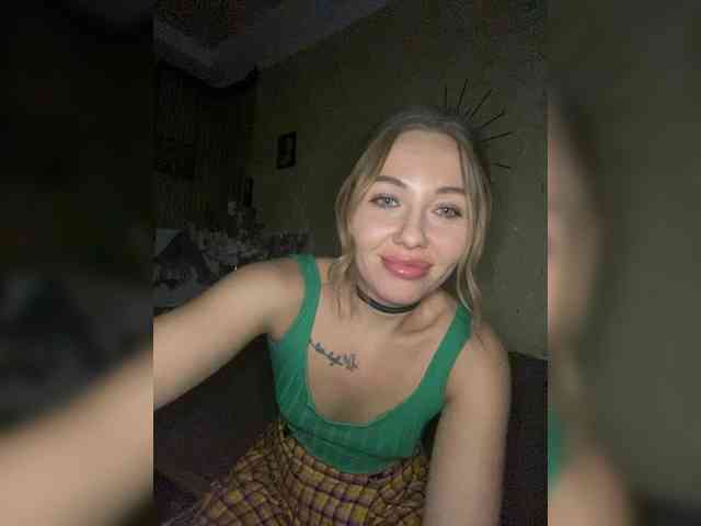 Alice_Picasso webcam