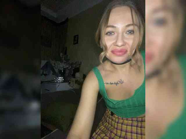 Alice_Picasso webcam