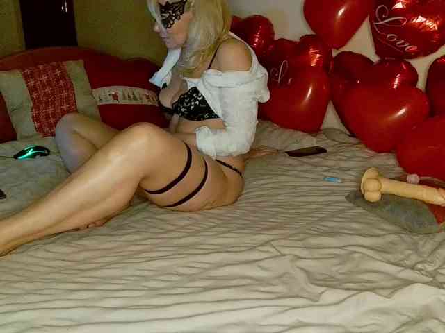 HoneyLuna7 HoneyLuna7