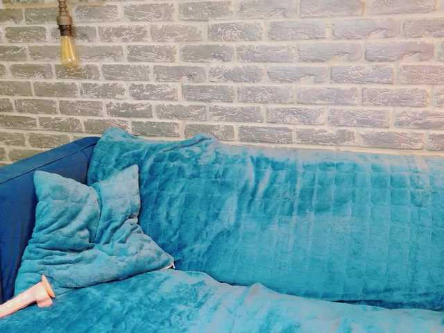 Di-Andra's BongaCams show and profile