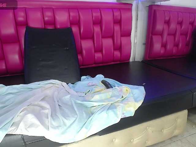 Morenablue8 — bongacams