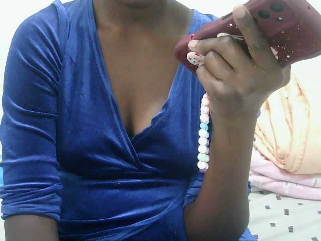 Candy-babbe1 webcam bongacams model stream image