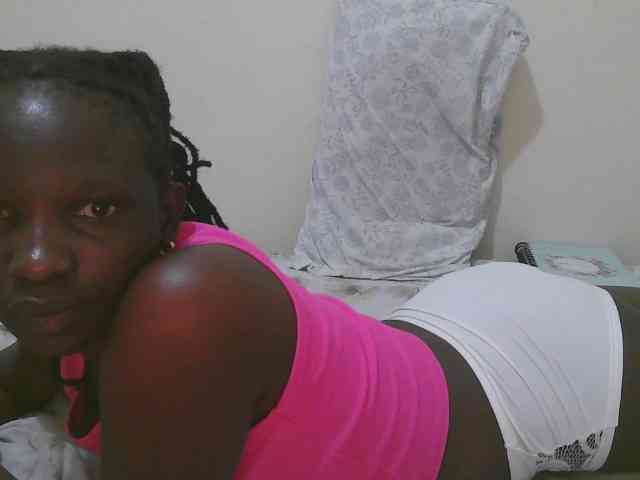 Candy-babbe1 Live Webcam on BongaCams